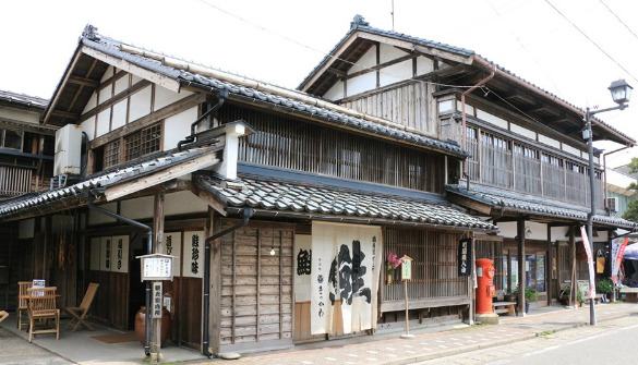 城下町の風情が残る村上