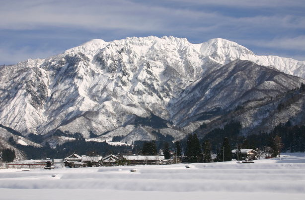 霊峰「八海山」