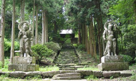 六郷満山